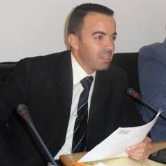 طير الليل لعمارة لخوص، الرواية الانشطارية وسردية التاريخ المُحتجز