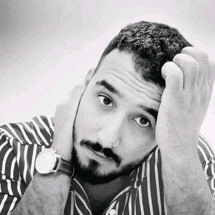لوحدكِ خزفٌ من ماء معين