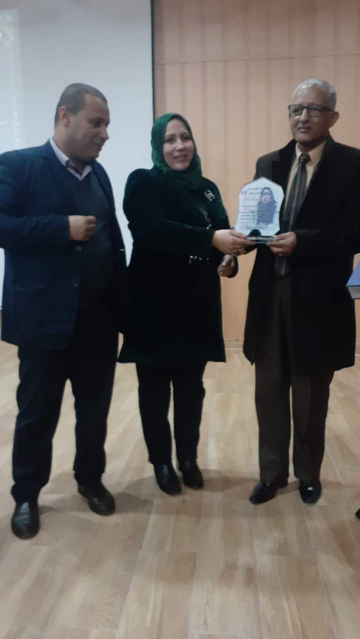 فعل ثقافي ووسام استحقاق. عودة إلى باتنة وتظاهرة معرض الكتاب المحلي.
