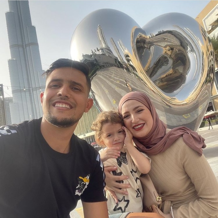 أميرة ريا تغادر الجزائر نهائيا…!
